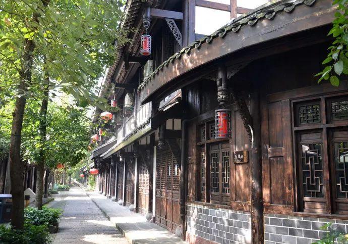 打工装扮娃娃屋